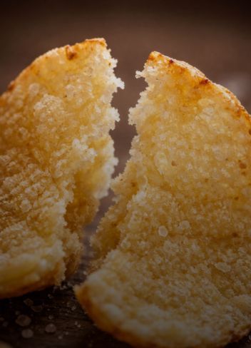 ии мониторинг качества чипсов на конвейере.jpg